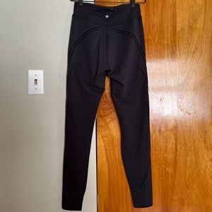 Lululemon Sz.8 “Get in Line Super Hi-Rise” 28” Black. ONLY WORN ONCE!